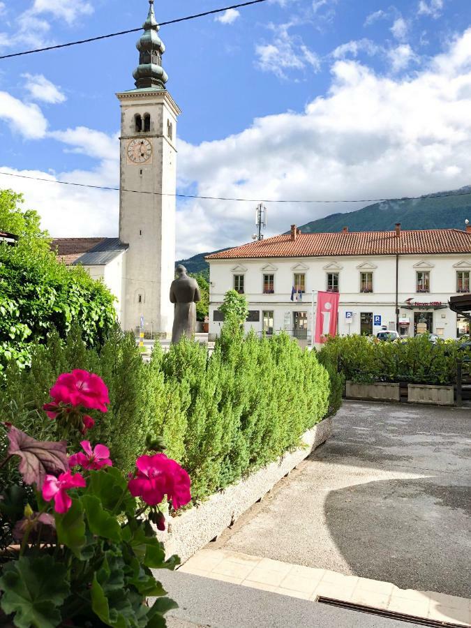 Hisa Rejmr With Private Parking Villa Kobarid Kültér fotó
